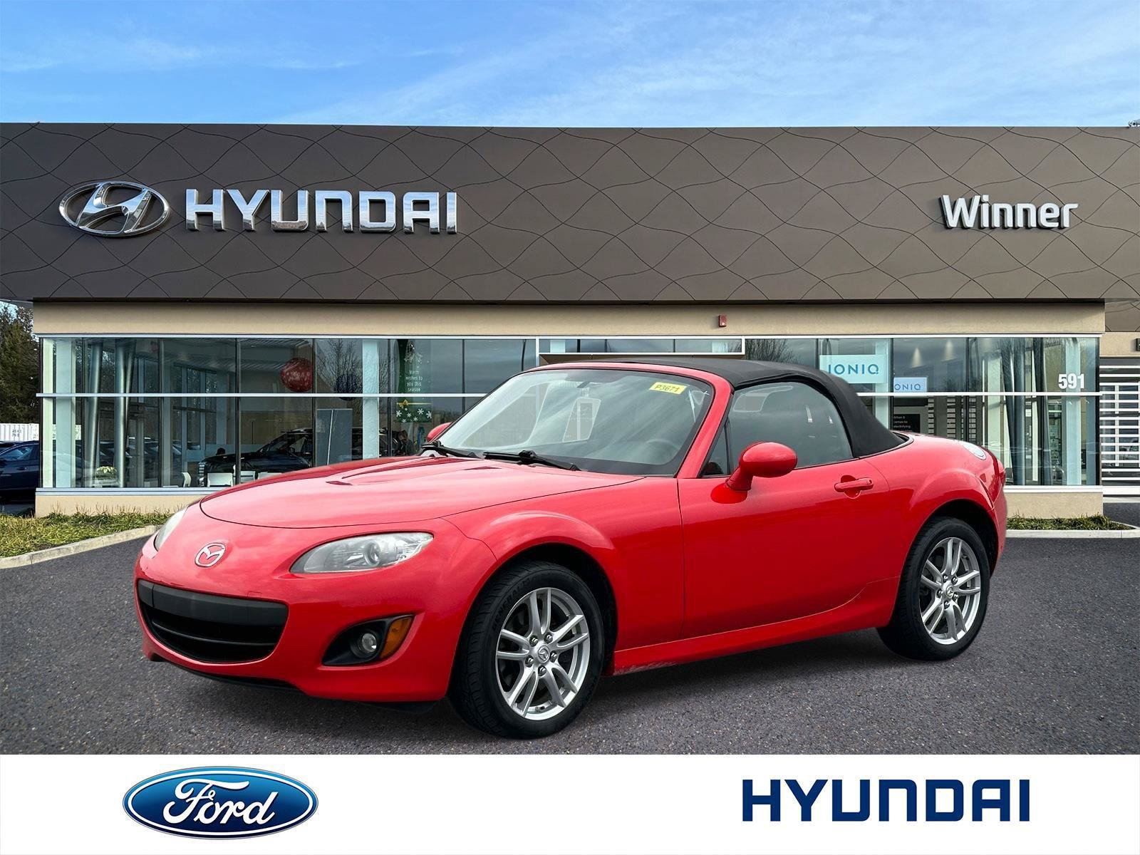 Used 2009 MAZDA MX-5 Miata Sport w/ Convenience Pkg