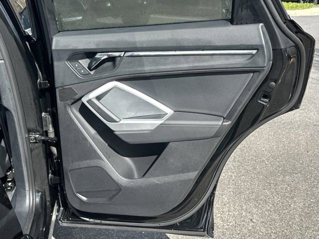 2022 Audi Q3 2.0T Premium Plus