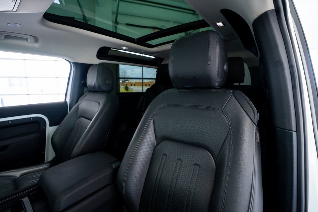 2022 Land Rover Defender 90 S