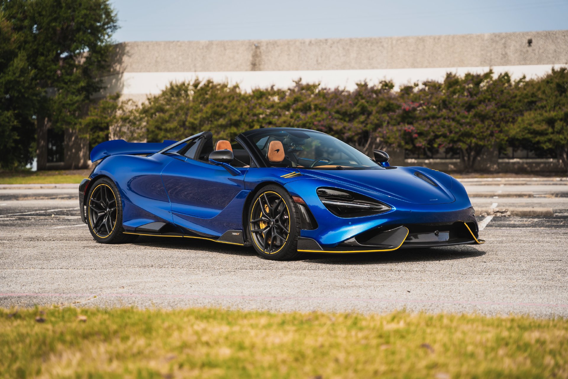 Used 2022 McLaren 765LT photo 26