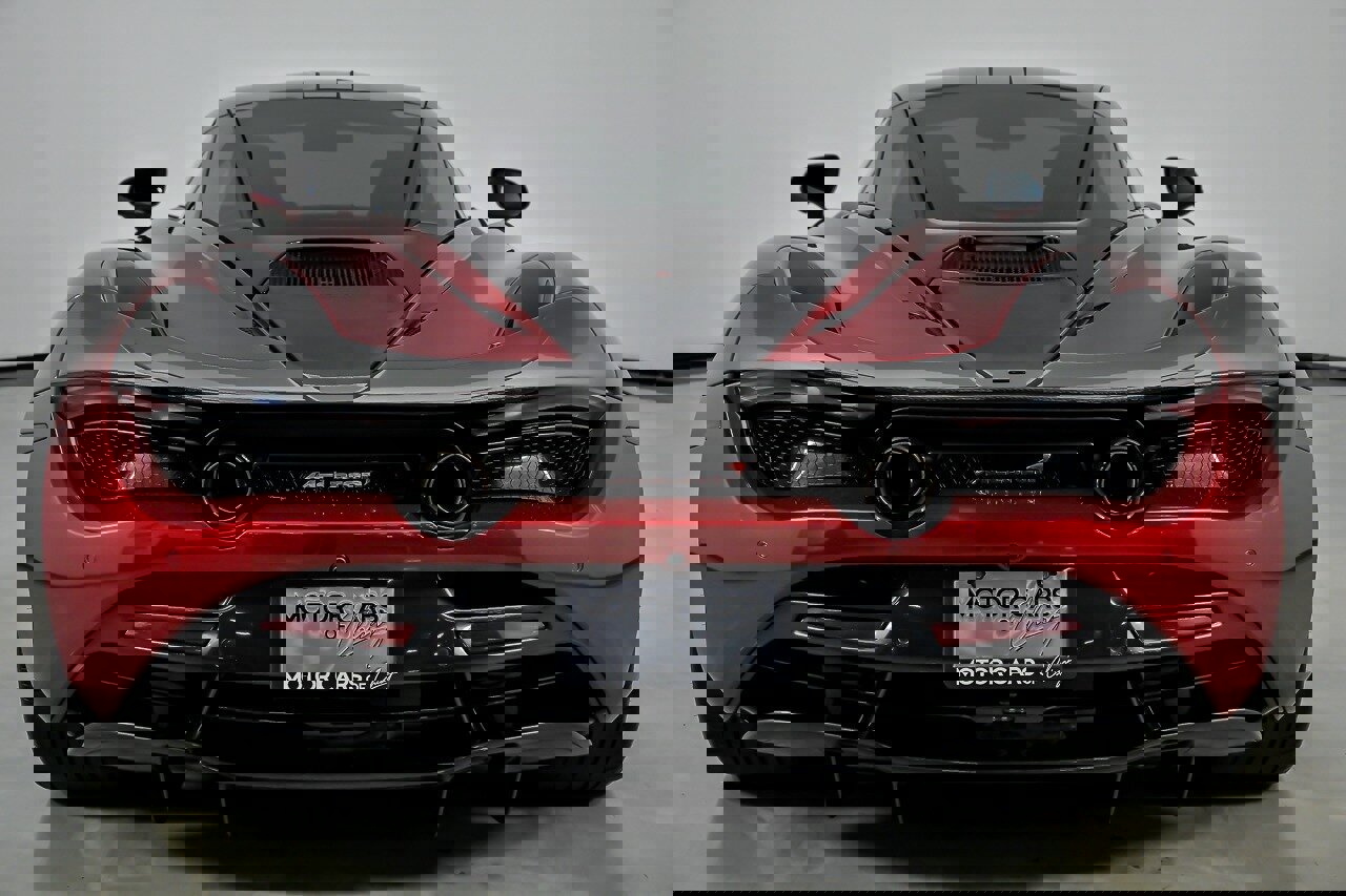 Used 2018 McLaren 720S photo 14