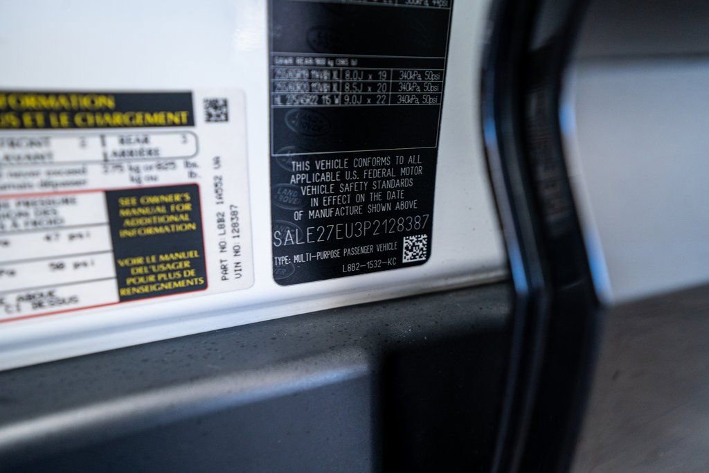 2023 Land Rover Defender 110 X-Dynamic SE