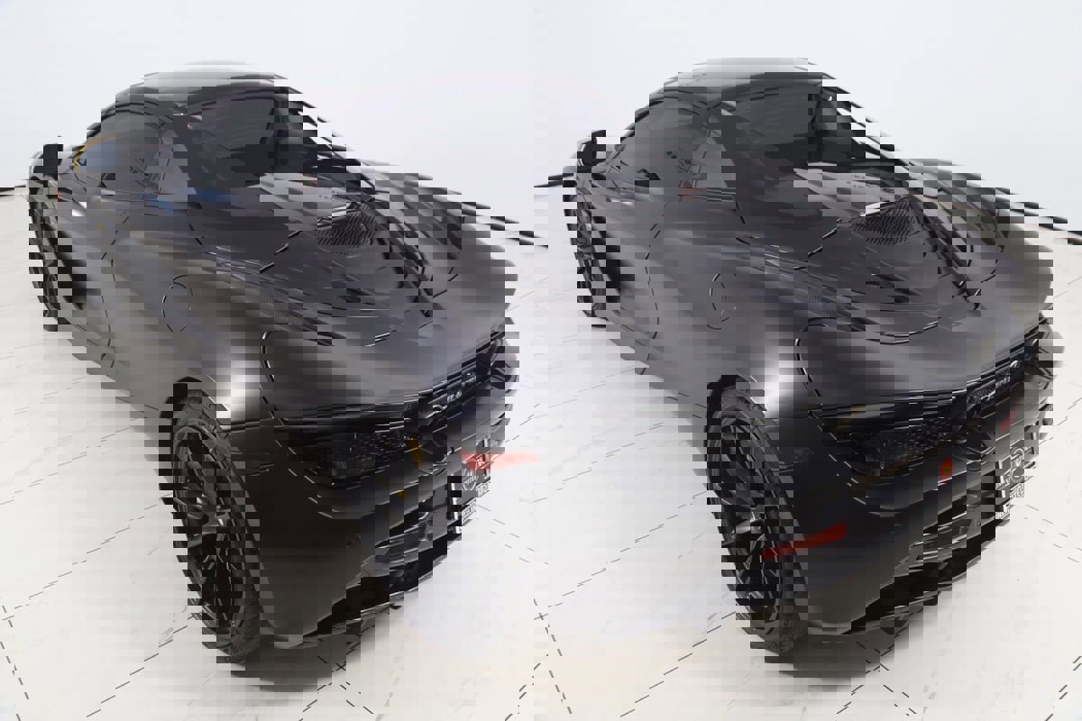 Used 2022 McLaren 720S Performance photo 35