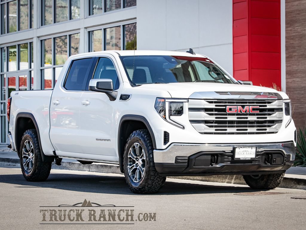 Used 2024 GMC Sierra 1500 SLE w/ X31 Off-Road Package