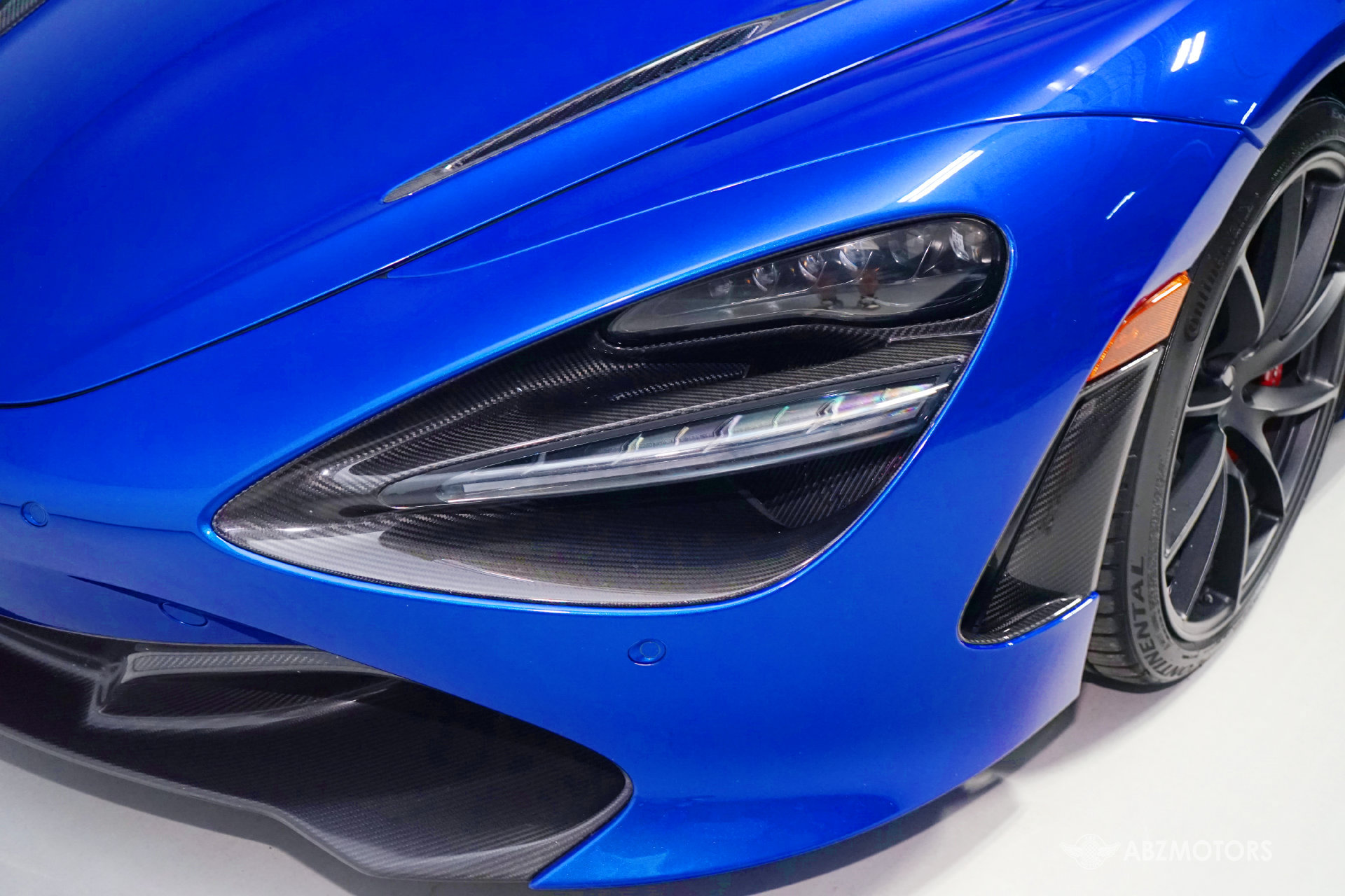 Used 2018 McLaren 720S Performance photo 14