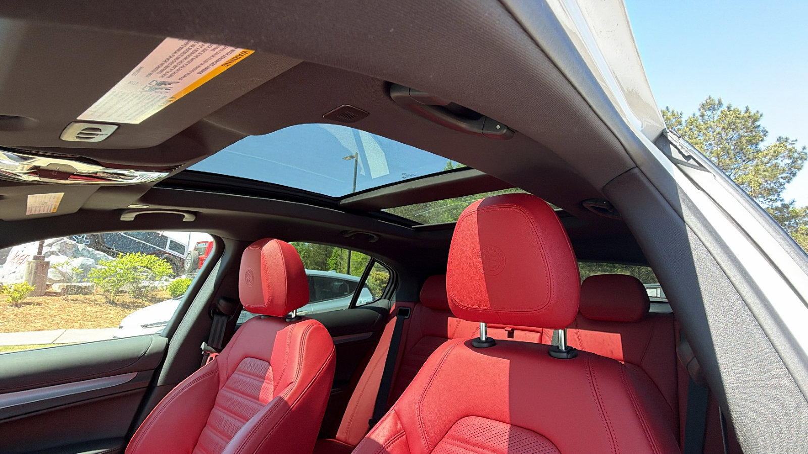 2025 Alfa Romeo Stelvio Sprint