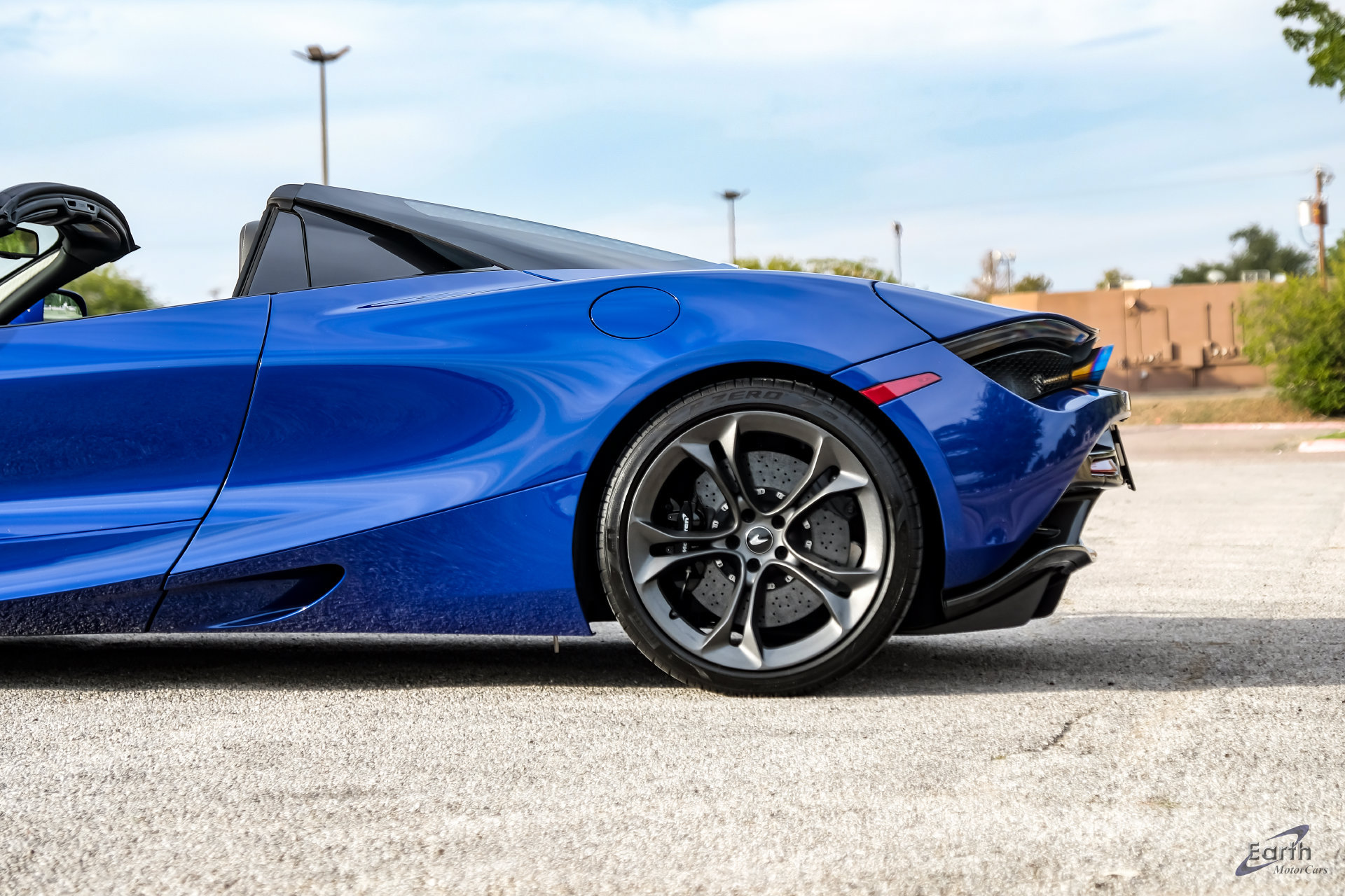 Used 2022 McLaren 720S Spider photo 12