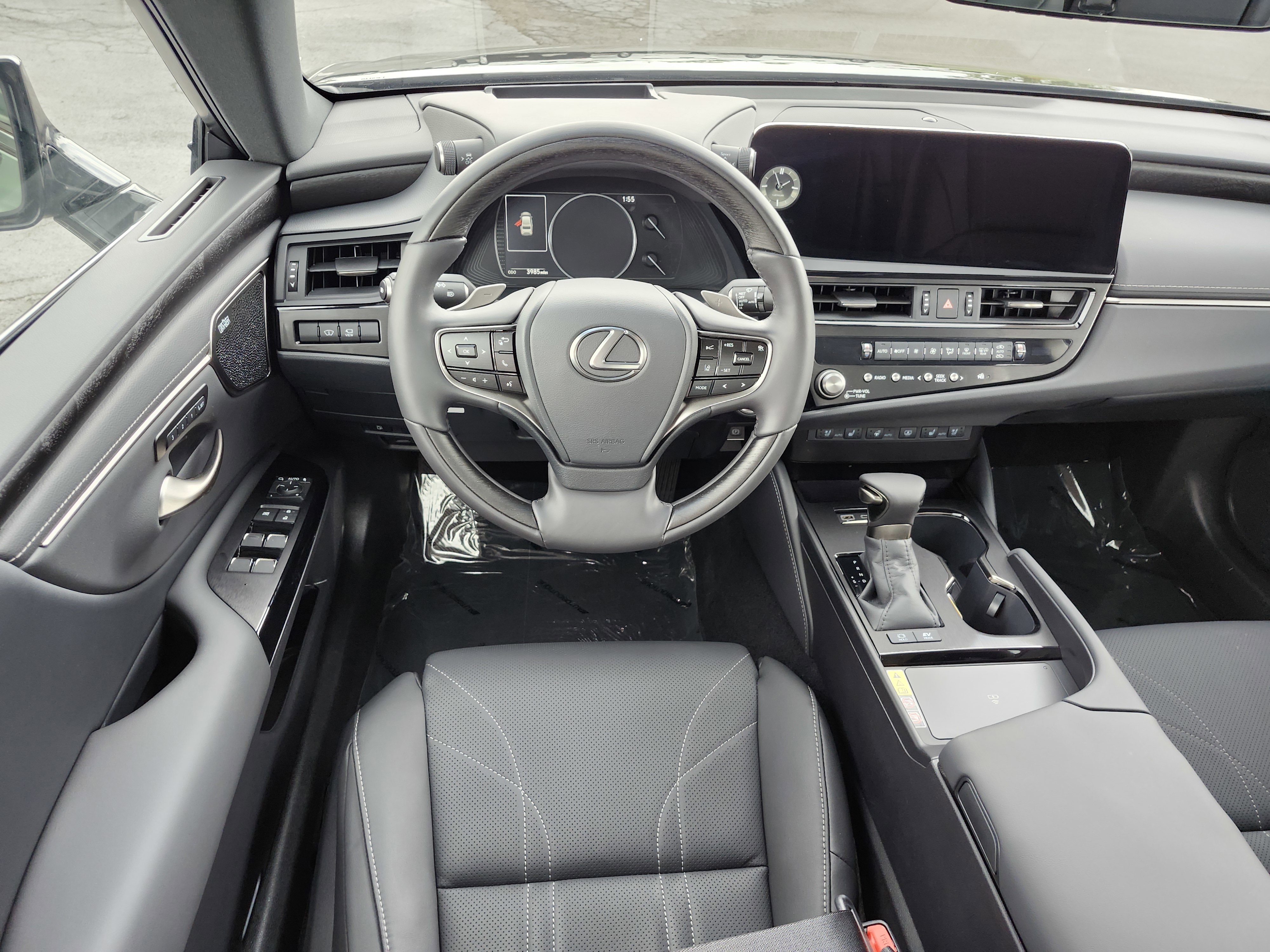 2025 Lexus ES 300h Ultra Luxury
