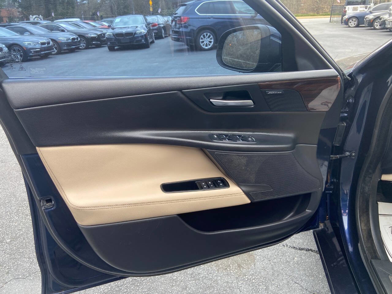 2017 Jaguar XE Prestige