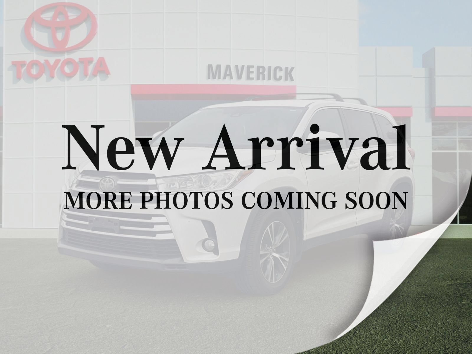 Used 2019 Toyota Highlander Plus w/ Carpet Mat Package (TMS)