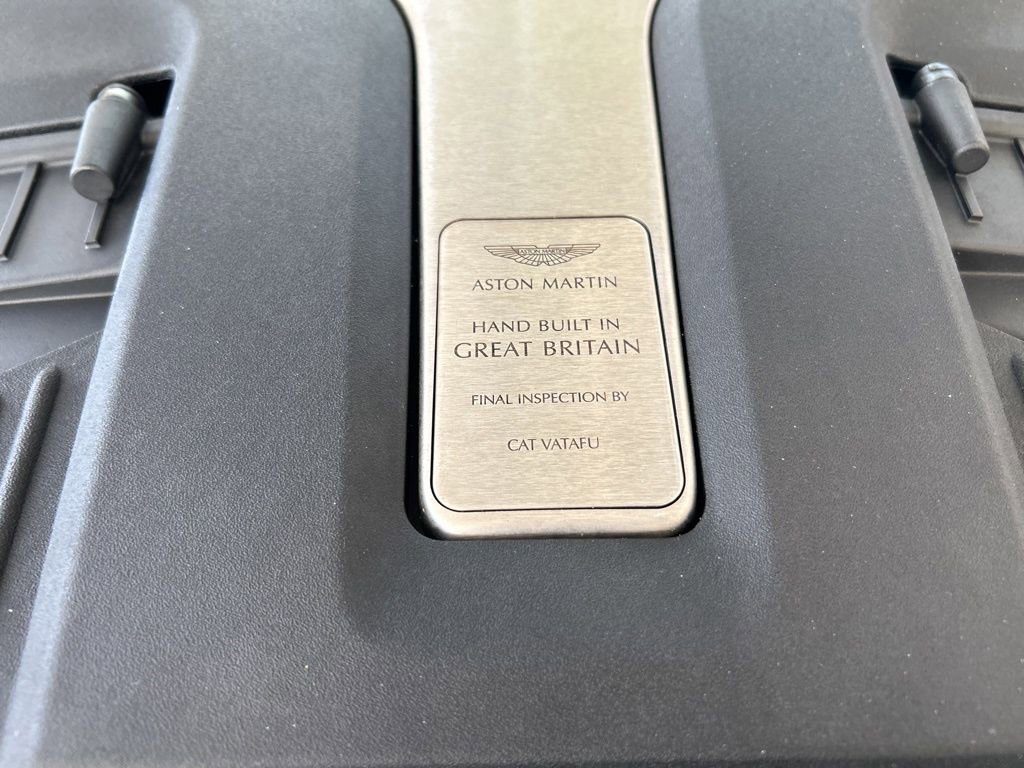 2021 Aston Martin DBX