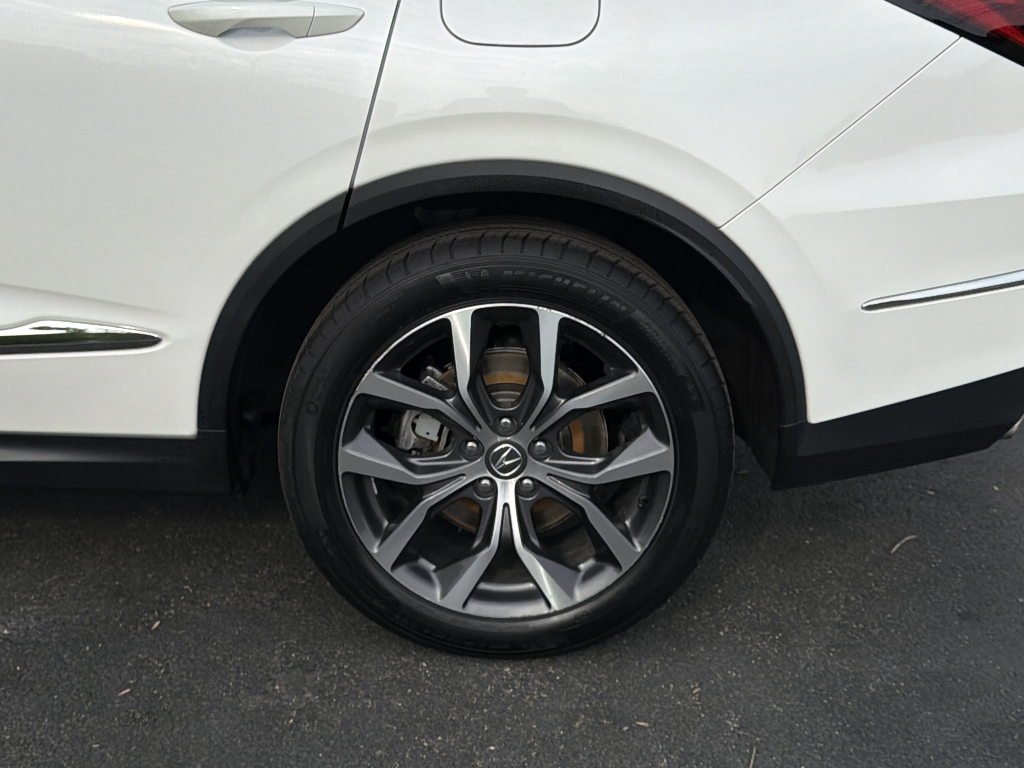 2023 Acura MDX FWD w/ Technology Package