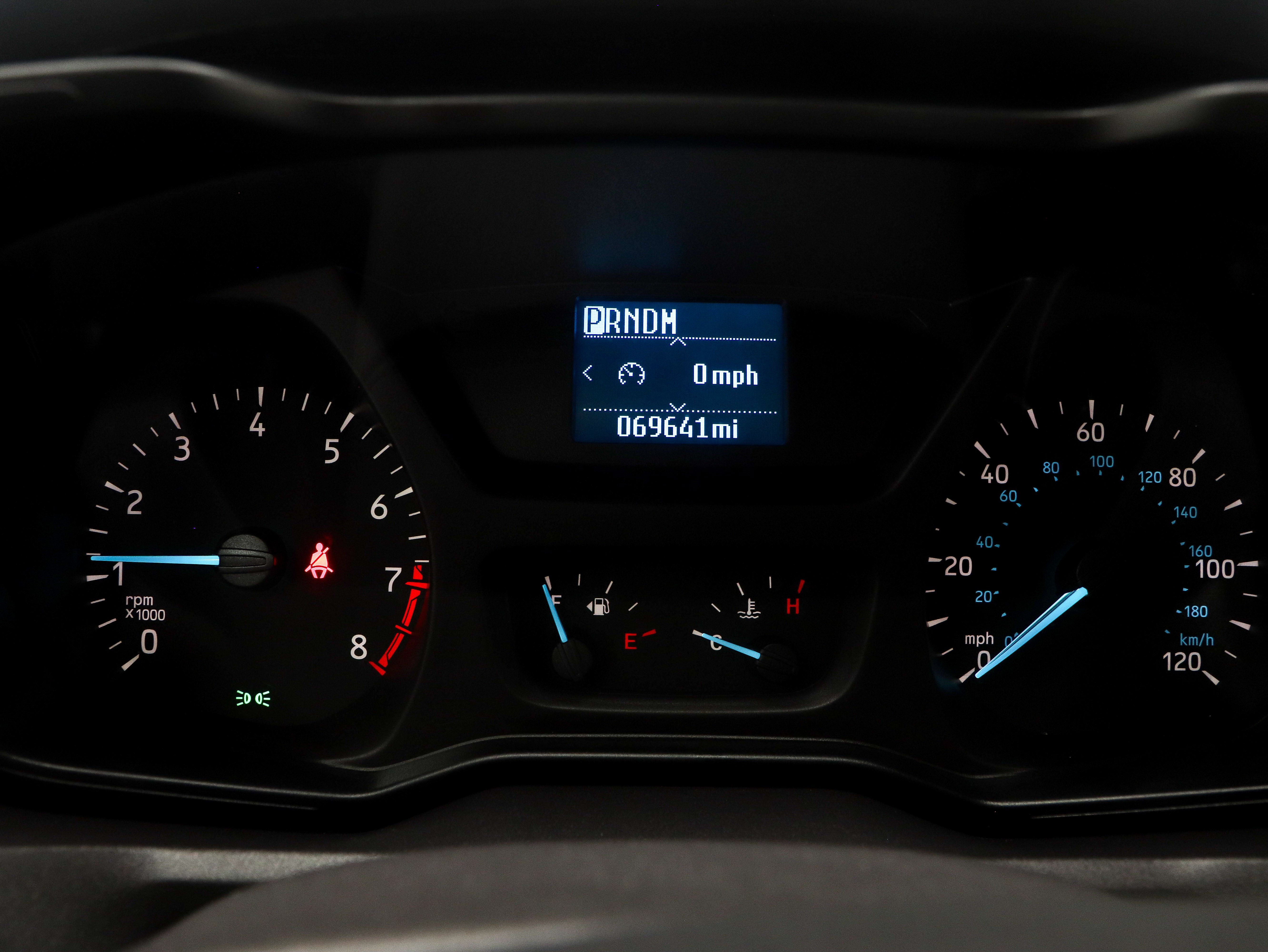2019 Ford Transit Passenger Van XLT - Photo 16