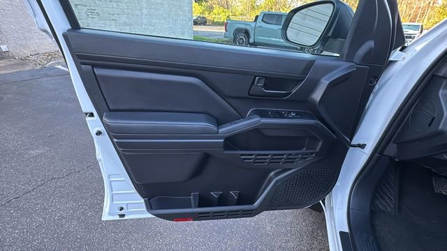 2024 Toyota Tacoma SR