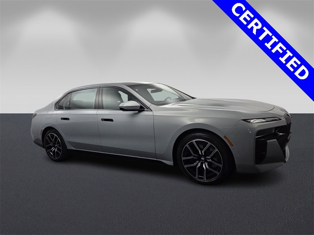 2023 BMW 7 Series 740i