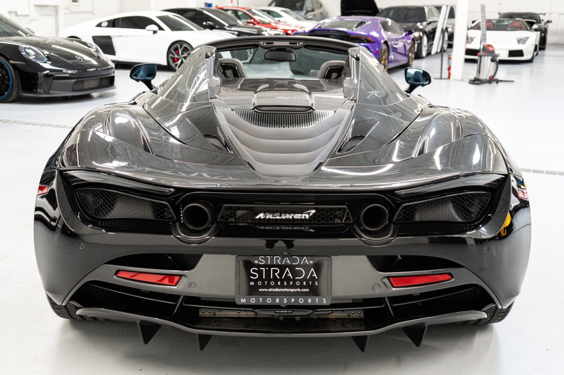 Used 2020 McLaren 720S Luxury photo 11