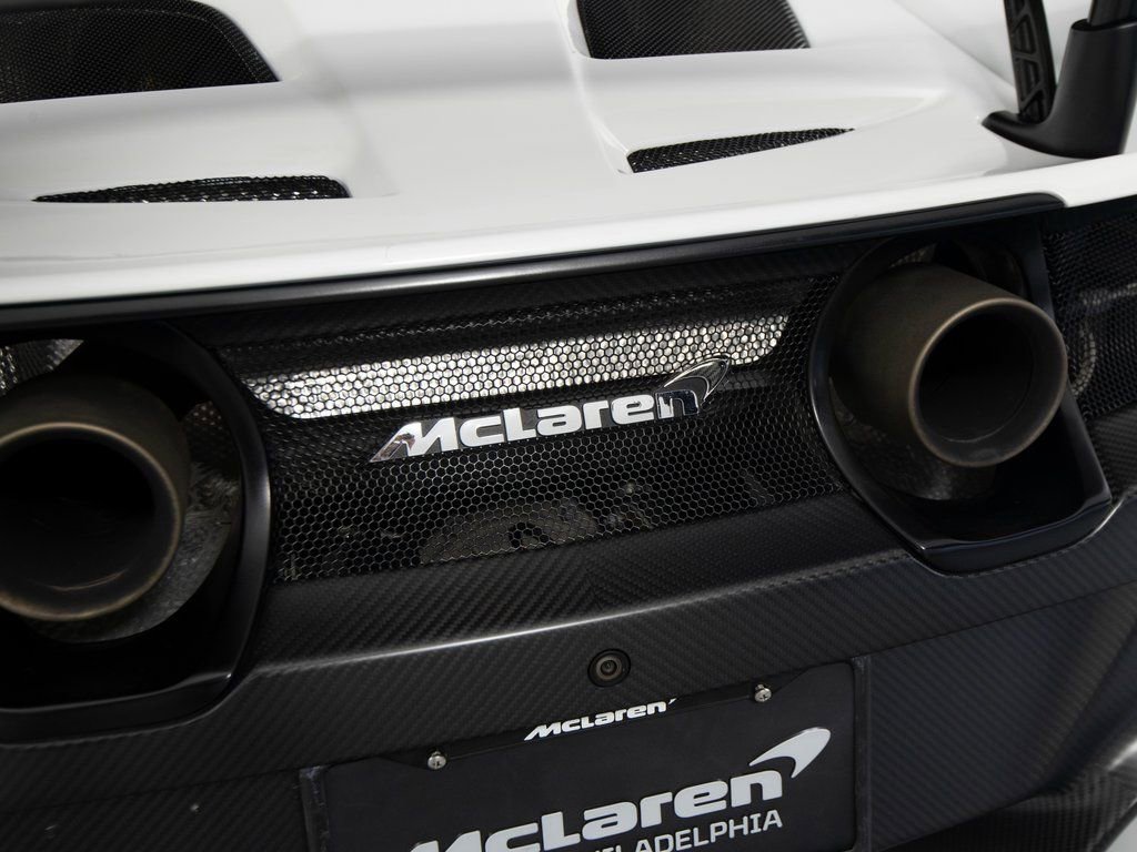 Used 2016 McLaren 675LT Spider photo 49