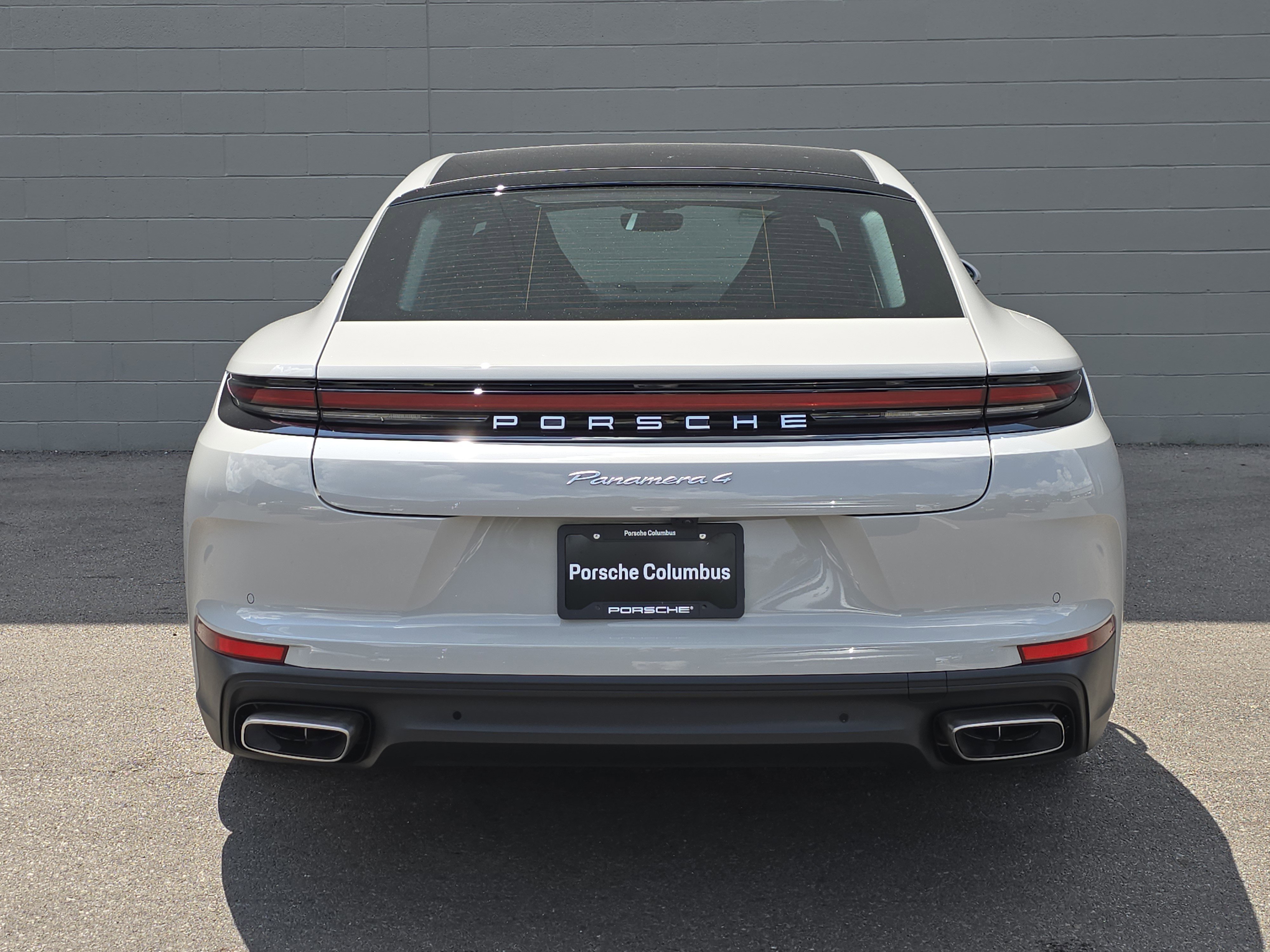 2025 Porsche Panamera 4