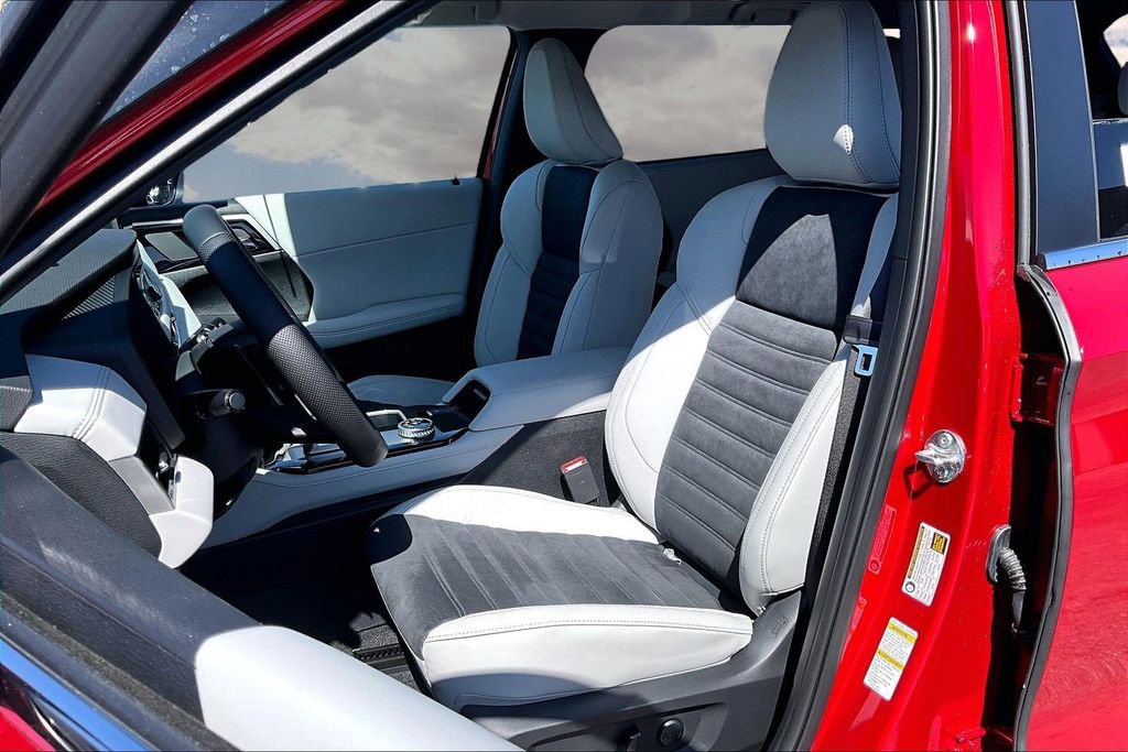 2026 Mitsubishi Outlander FWD