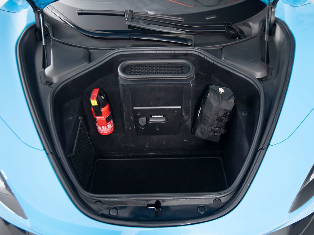 Used 2021 McLaren 765LT photo 56