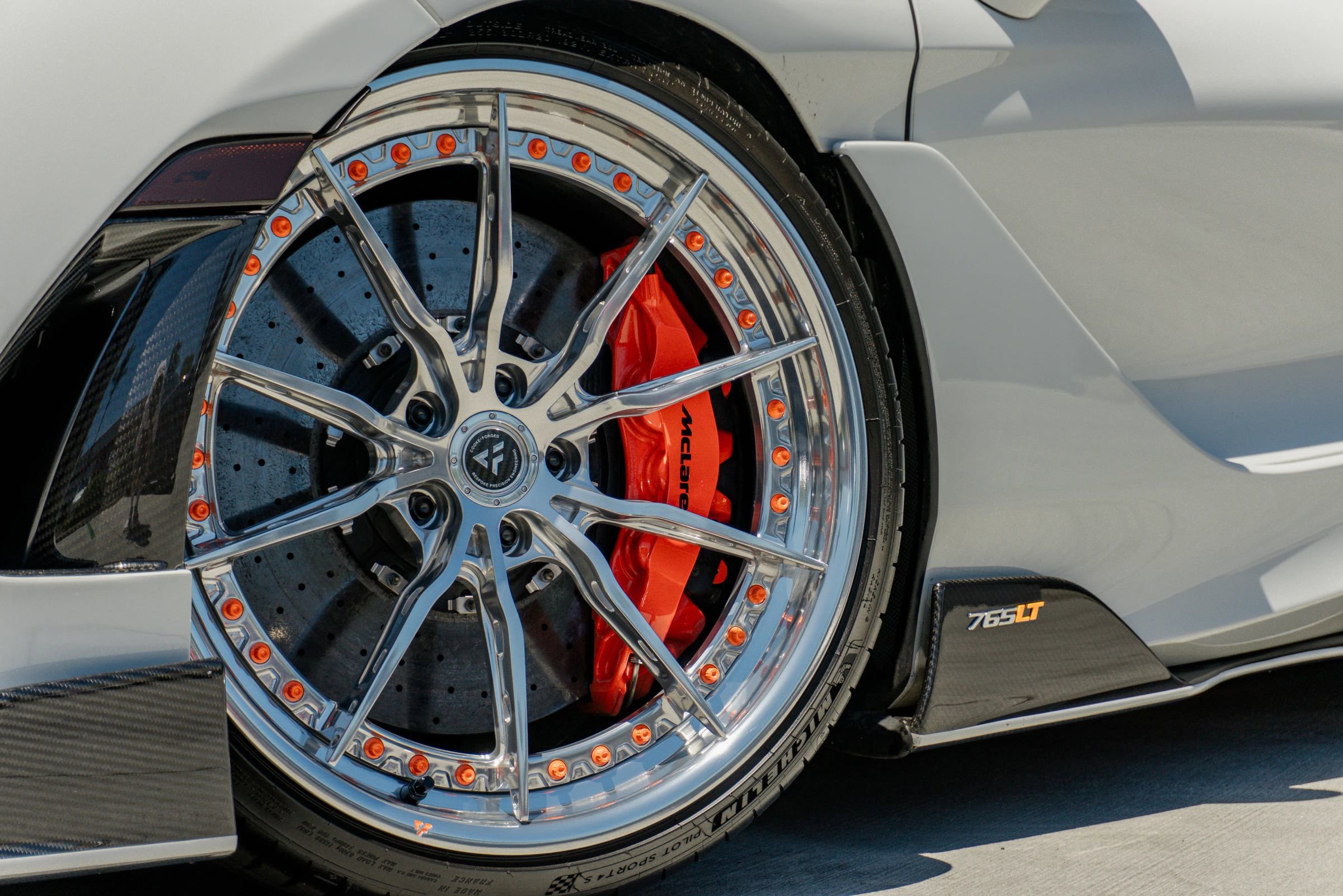 Used 2022 McLaren 765LT photo 28