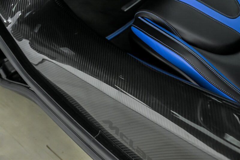 Used 2019 McLaren 720S Performance photo 29