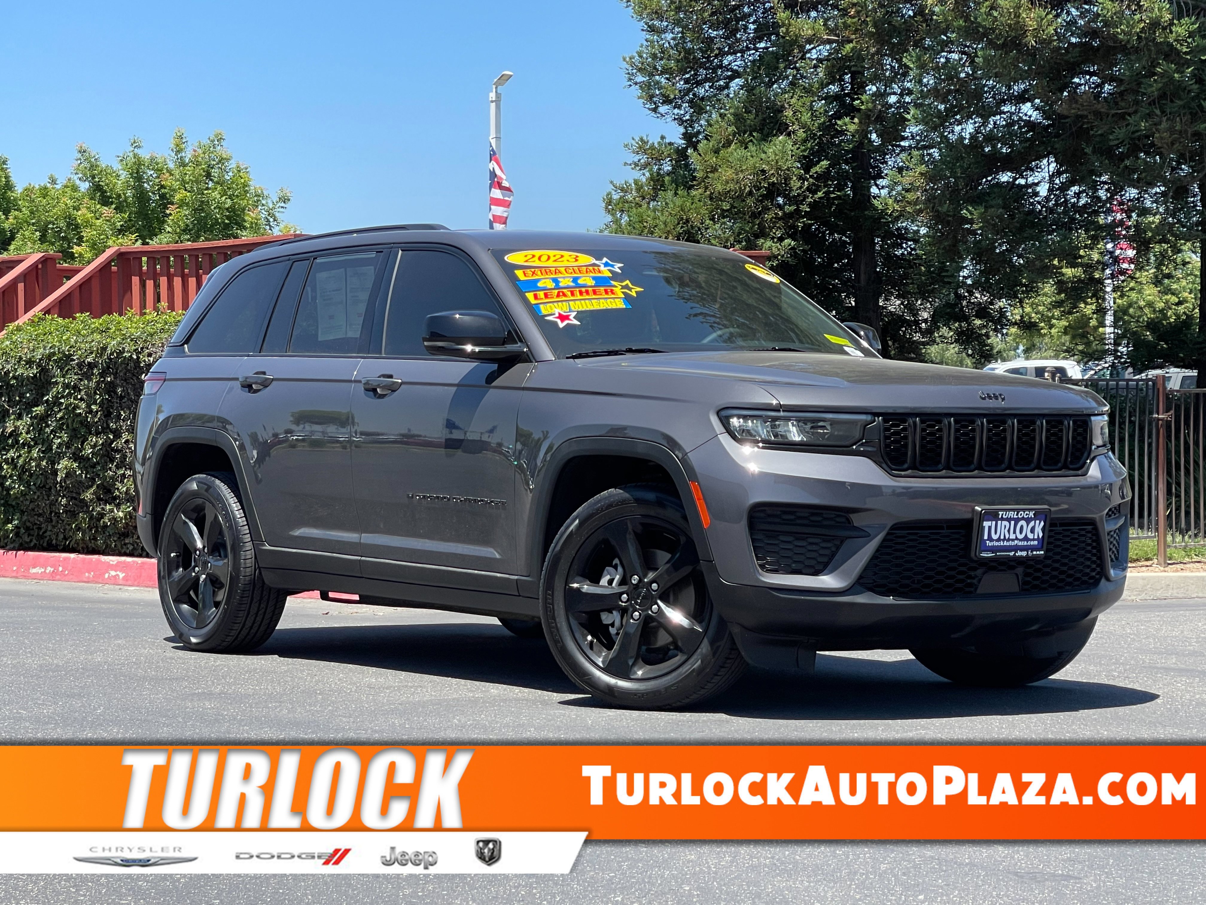 Used 2023 Jeep Grand Cherokee Altitude