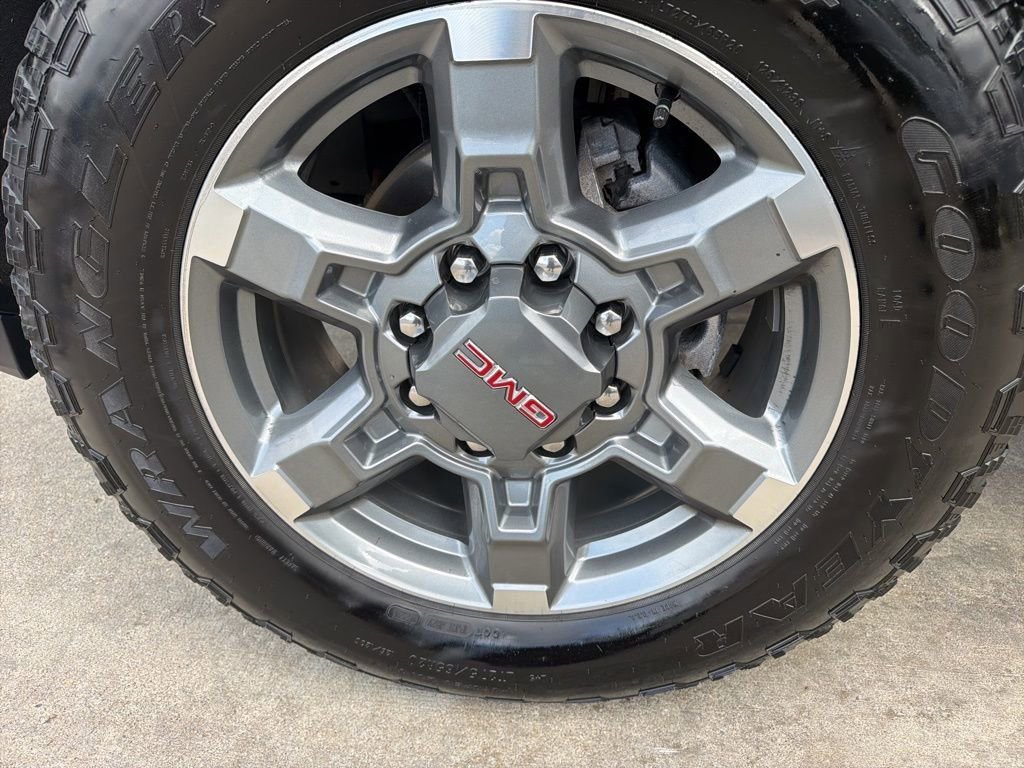 2025 GMC Sierra 2500 SLT