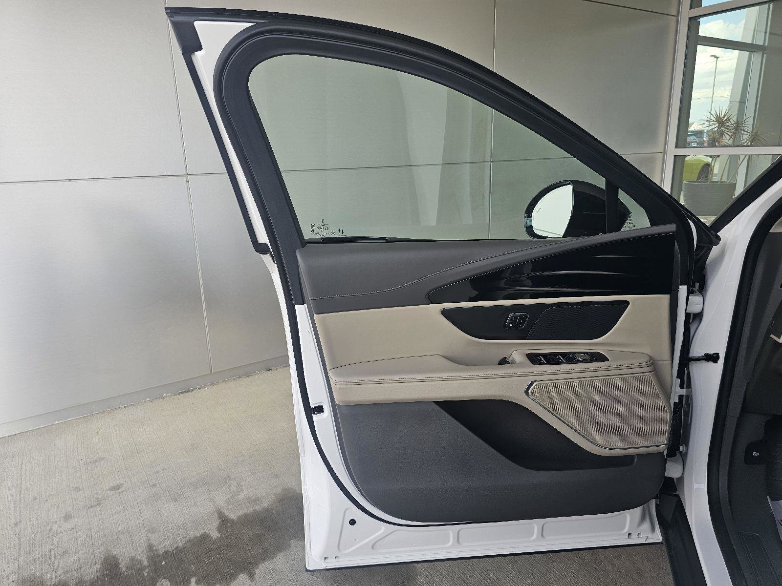 2025 Lincoln Nautilus Premier