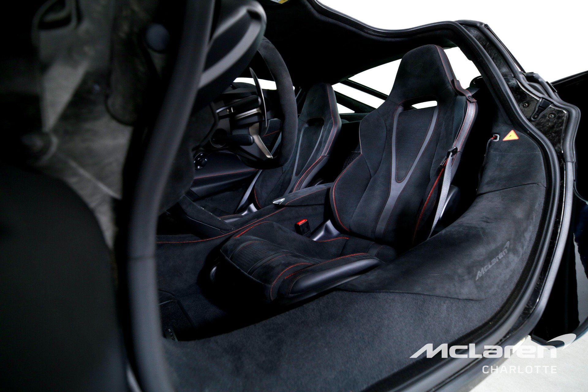 Used 2025 McLaren 750S photo 12