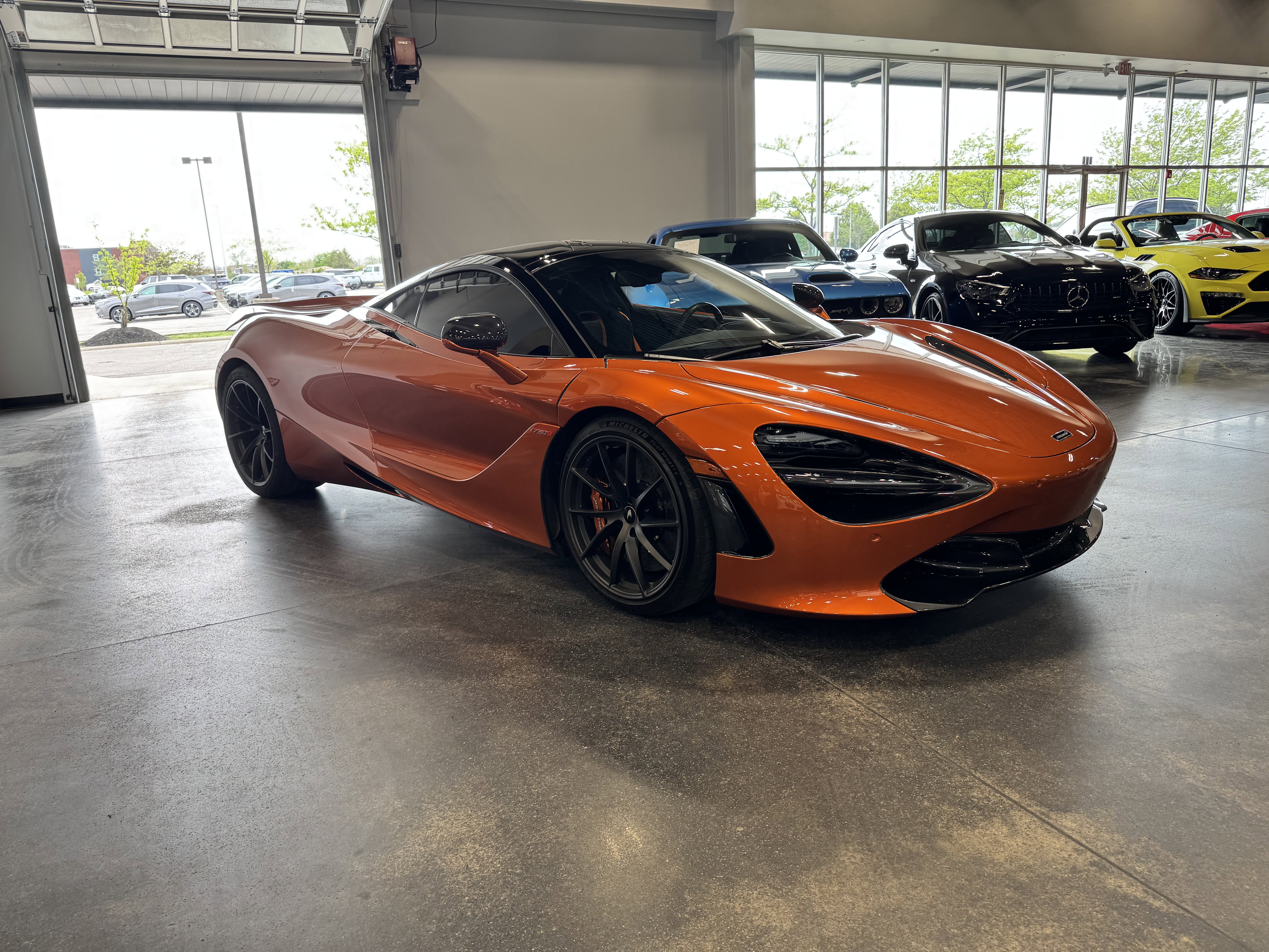 Used 2019 McLaren 720S Performance photo 16