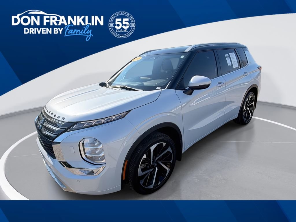 Used 2023 Mitsubishi Outlander SEL