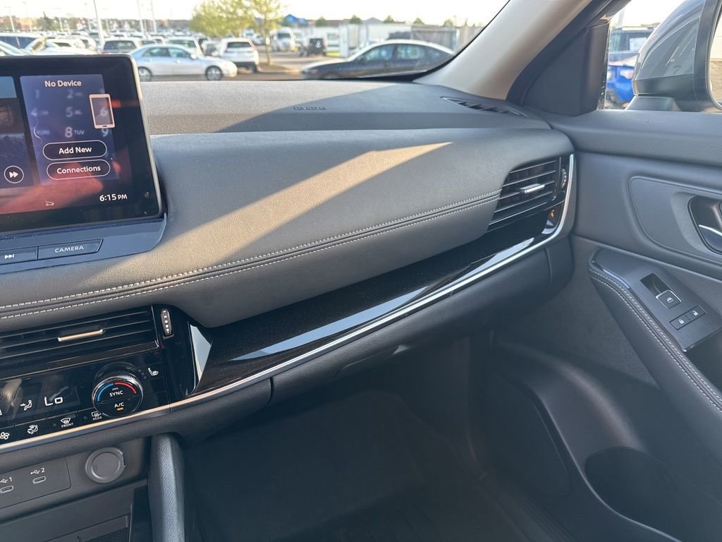 2025 Nissan Rogue SL