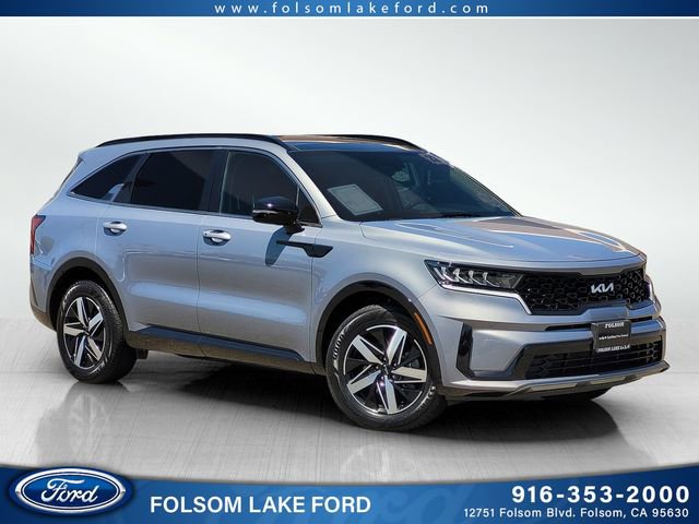 Used 2022 Kia Sorento S w/ Panoramic Sunroof Package