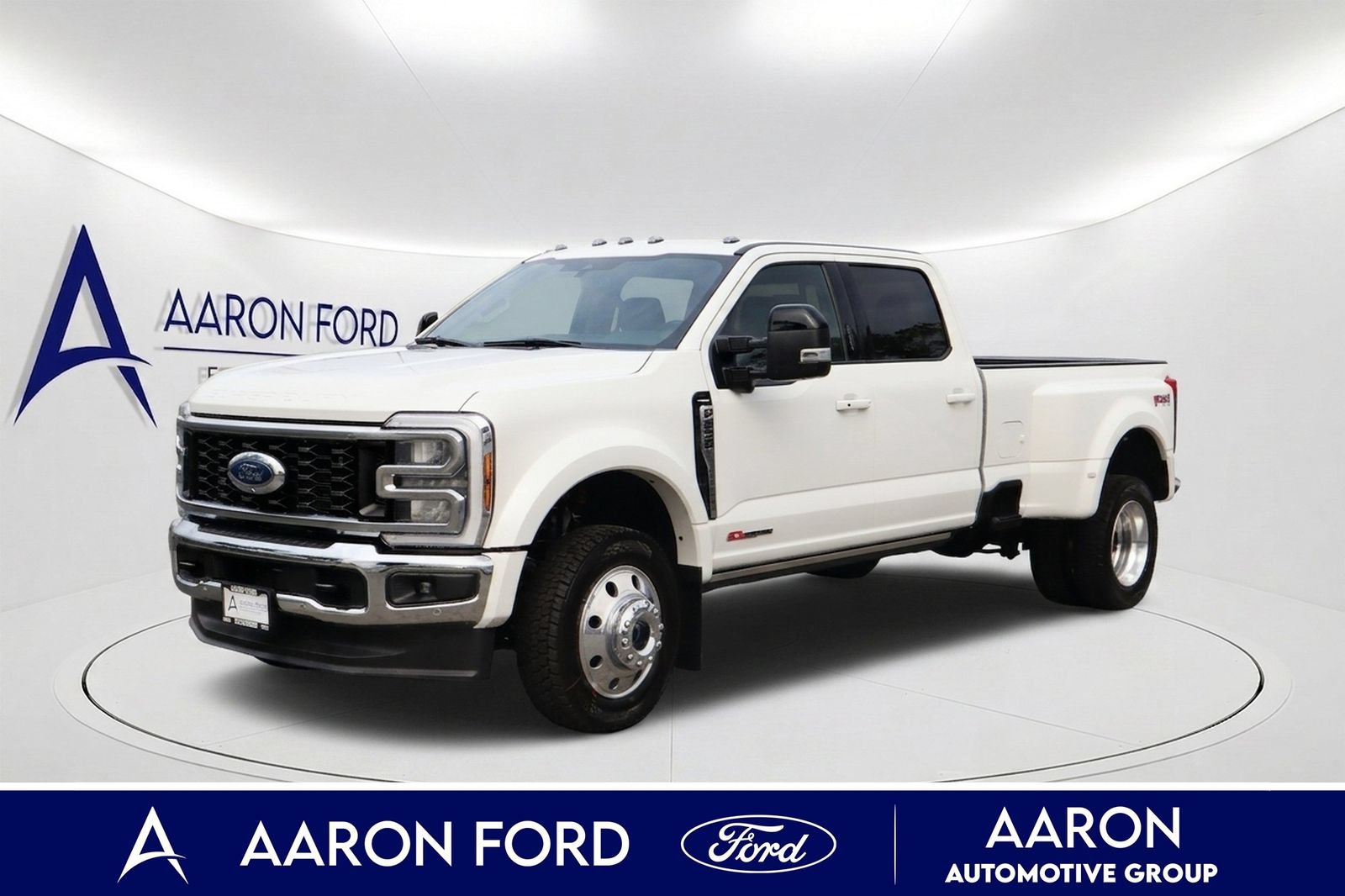 New 2026 Ford F450 Lariat w/ Lariat Ultimate Package