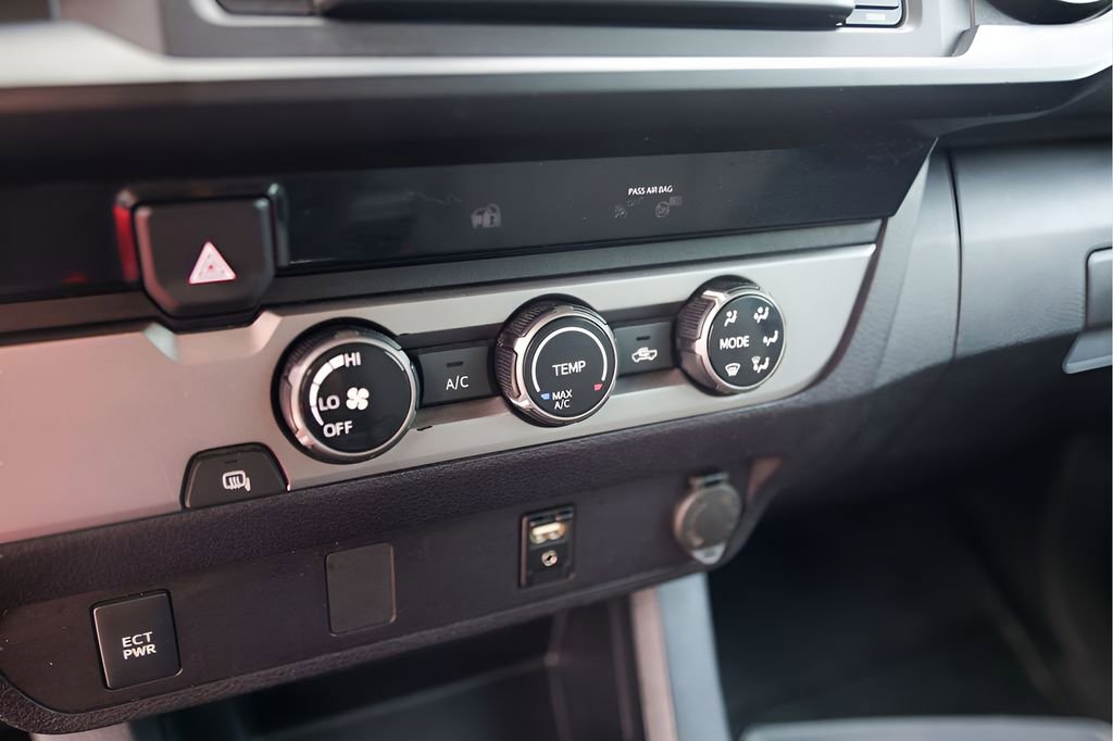 2018 Toyota Tacoma SR