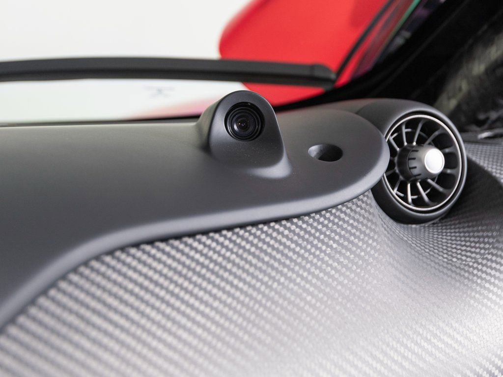 Used 2015 McLaren P1 photo 25