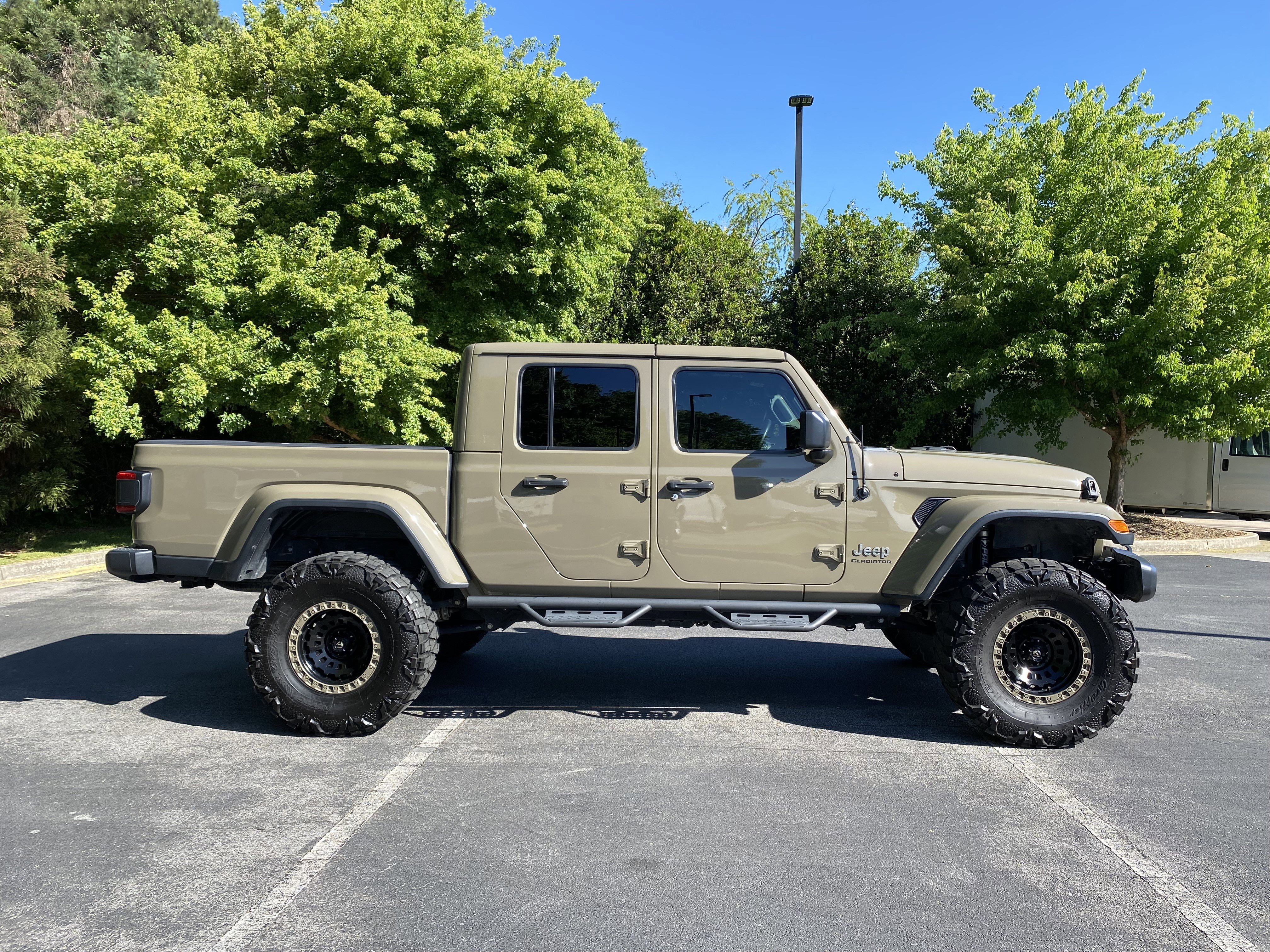 2020 Jeep Gladiator Overland