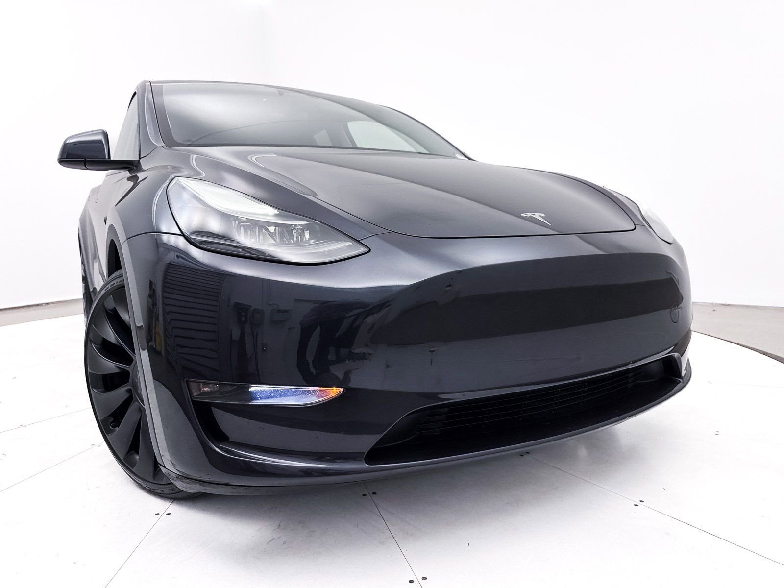 2024 Tesla Model Y Performance