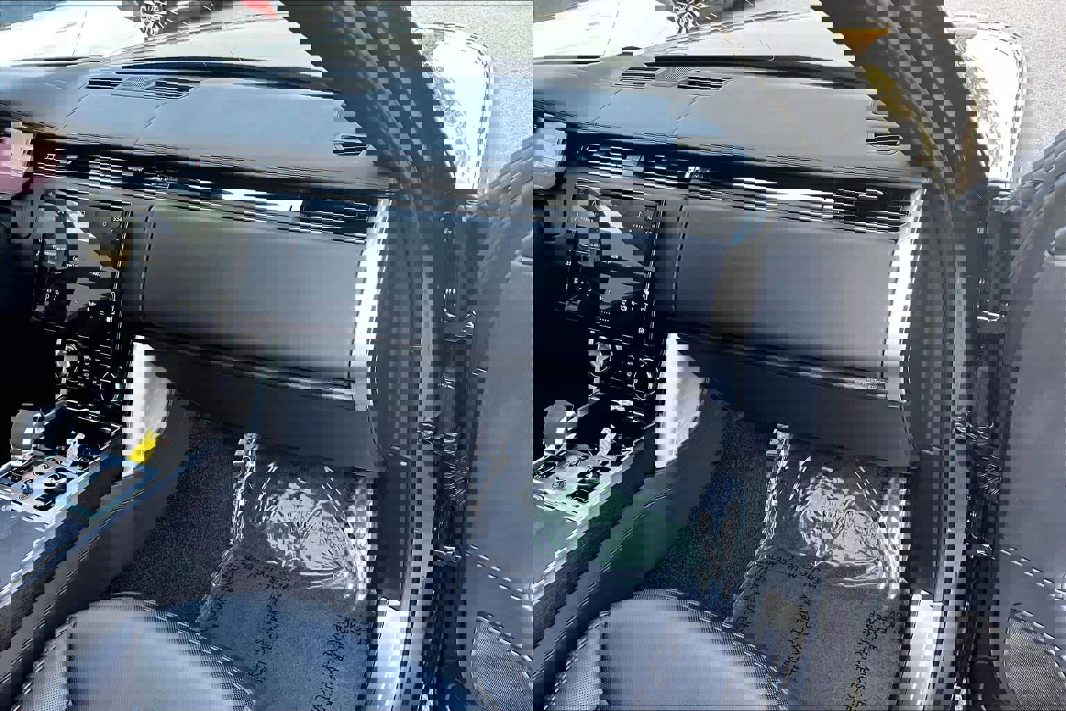 2023 Land Rover Range Rover Long Wheelbase First Edition