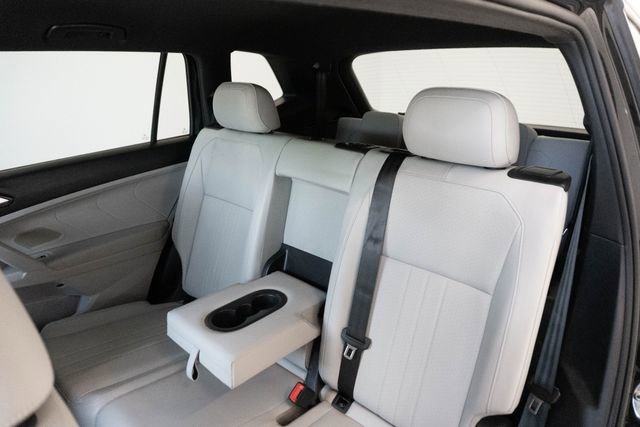 2022 Volkswagen Tiguan SE R-Line