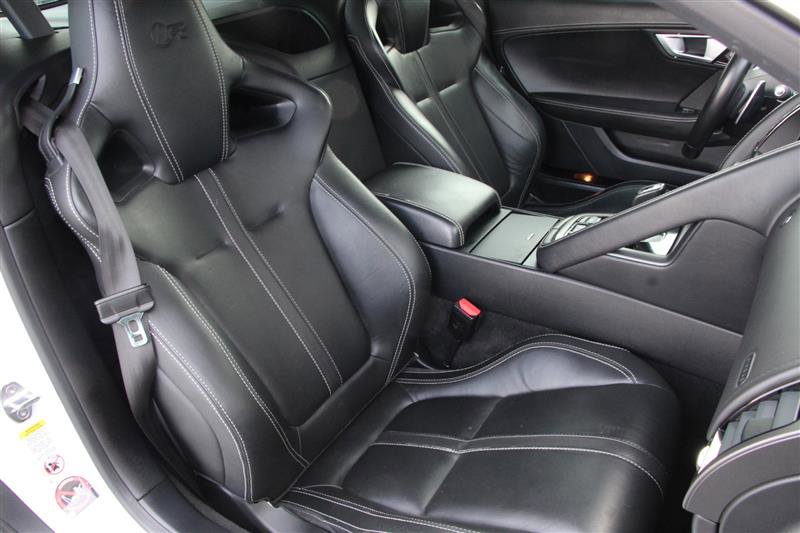 2016 Jaguar F-TYPE R