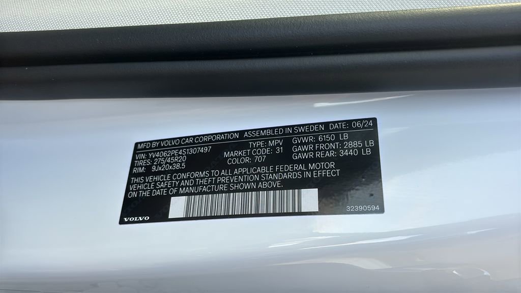 2025 Volvo Xc90 B6 Plus