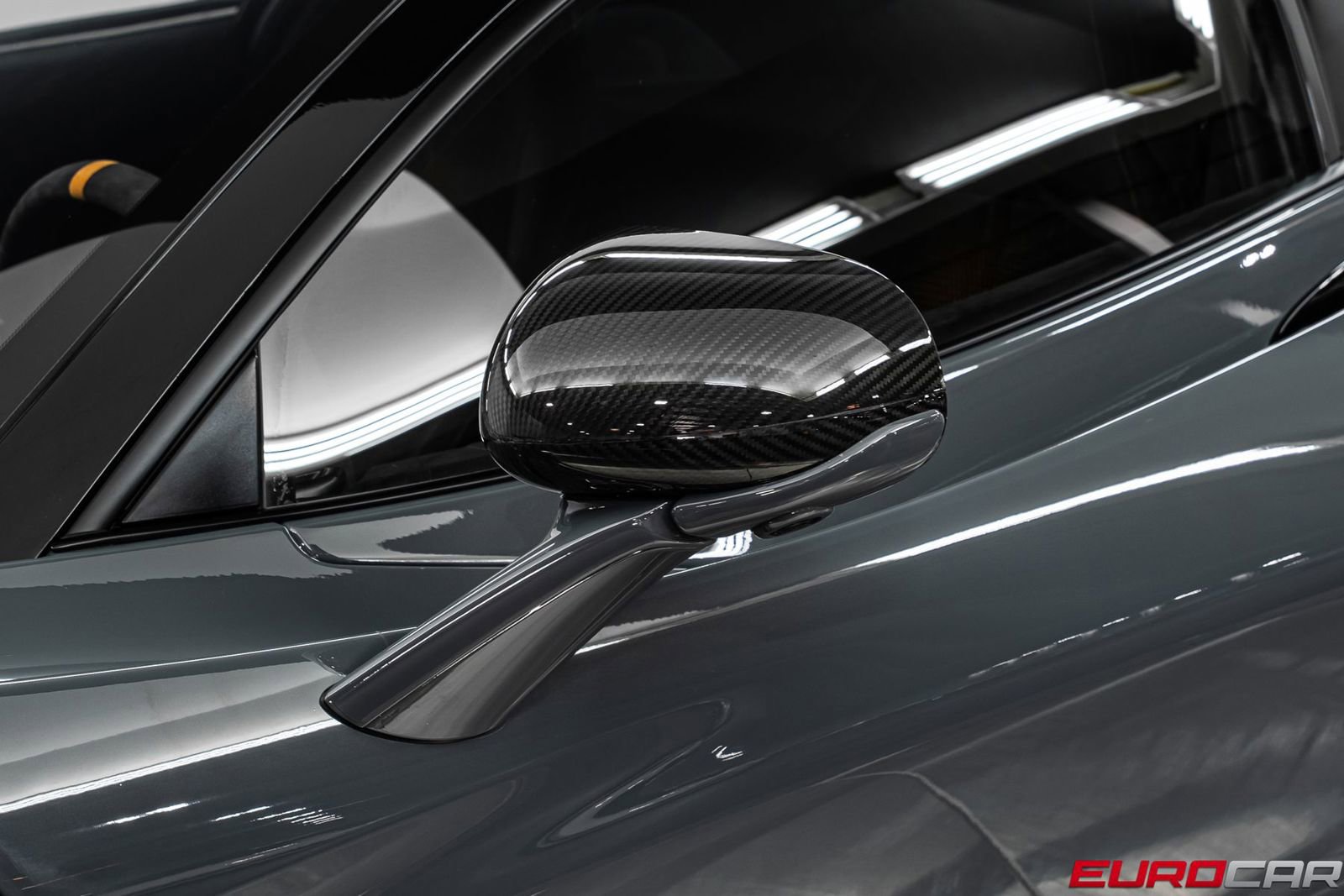 Used 2021 McLaren 765LT photo 17