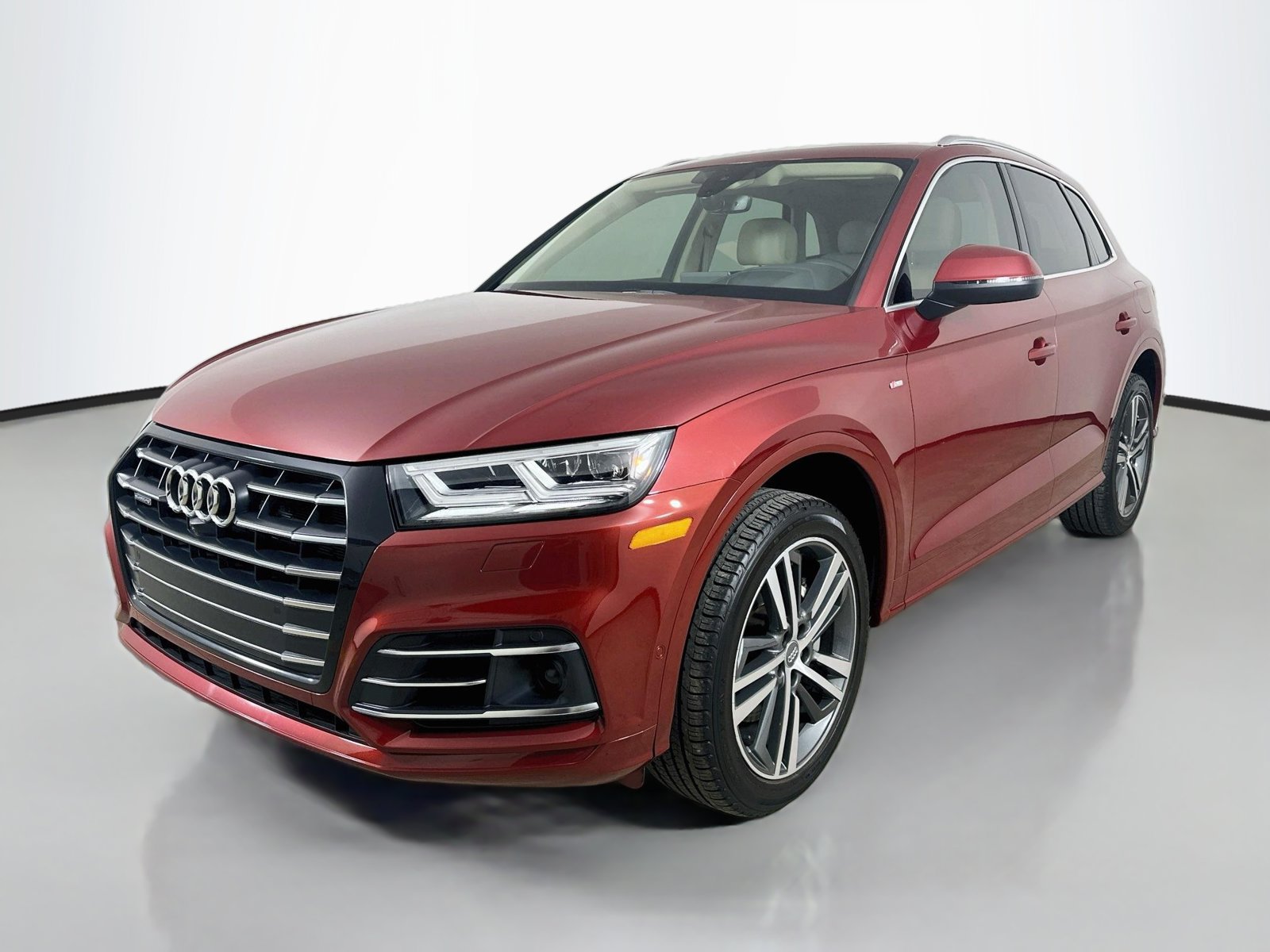Used 2020 Audi Q5 e Prestige w/ Prestige Package