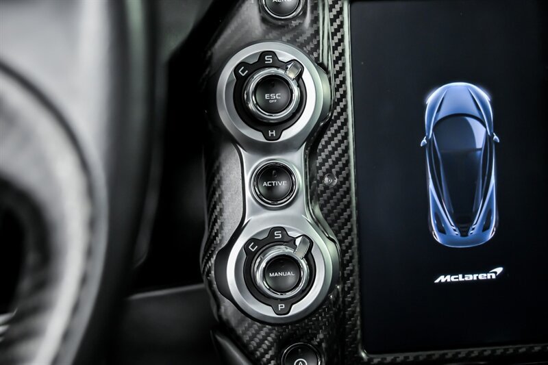 Used 2019 McLaren 720S photo 31