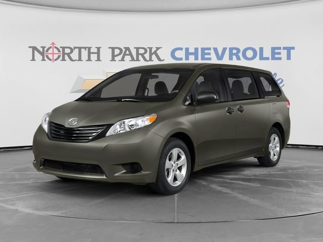 Used 2014 Toyota Sienna LE