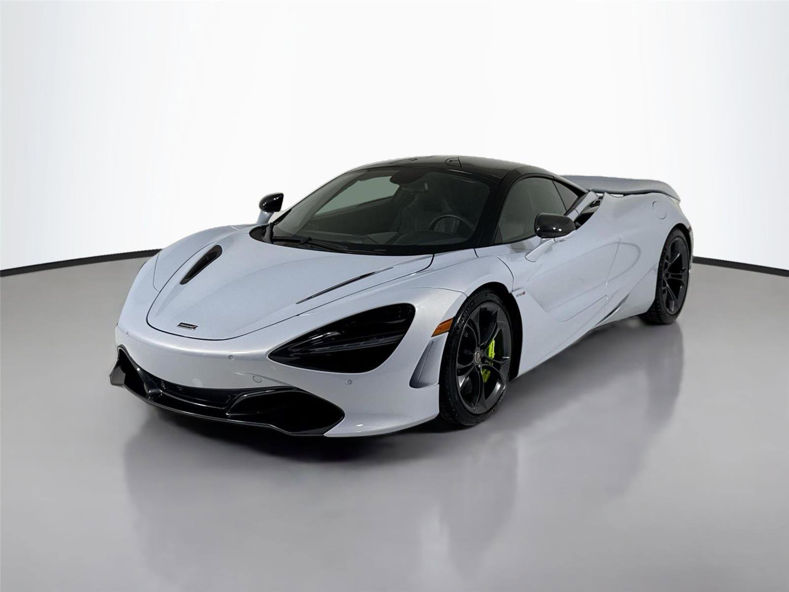 Used 2018 McLaren 720S photo 10