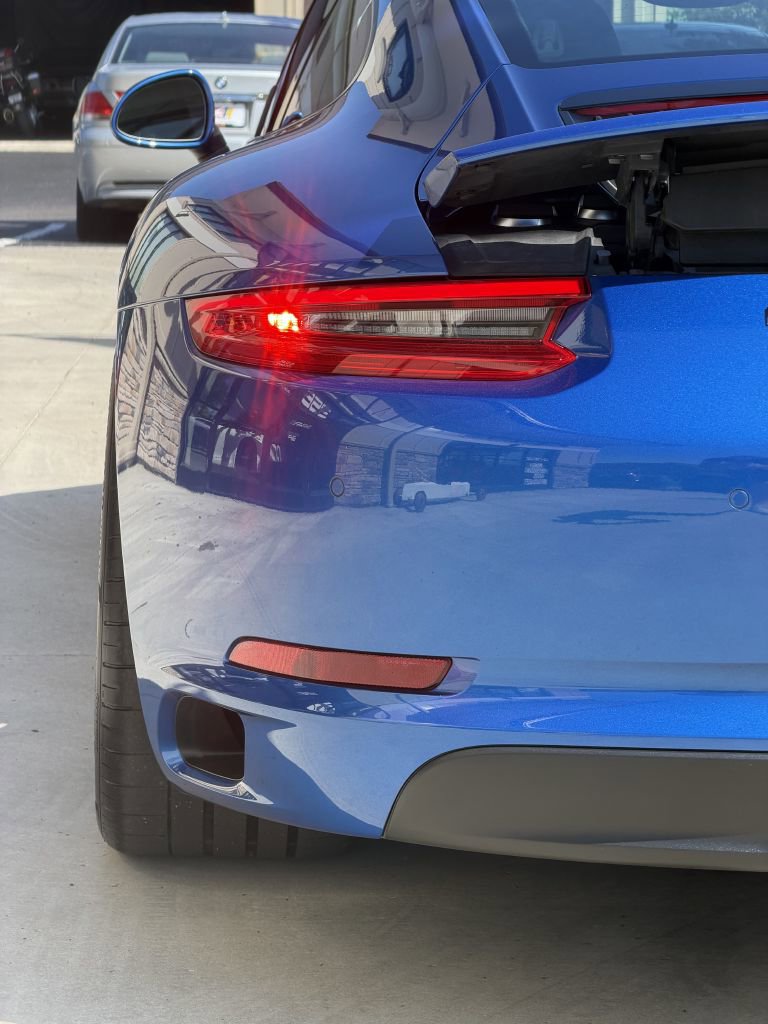 2017 Porsche 911 Carrera