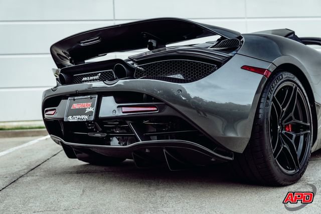 Used 2020 McLaren 720S Performance photo 44